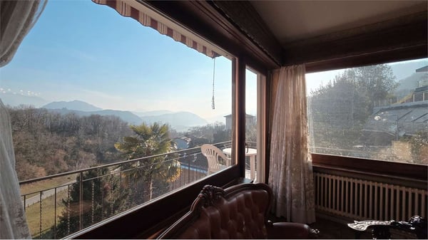 Casa bifamiliare - Attico panoramico con appartamento a reddito 9