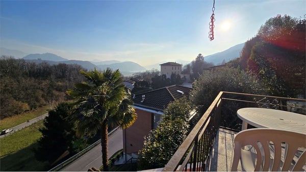 Casa bifamiliare - Attico panoramico con appartamento a reddito 2
