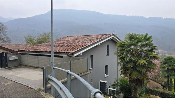 Moderna villetta bifamiliare con 2 appartamenti 4