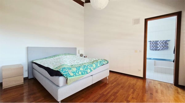 Villa di prestigio, privacy, giardino, possibilità piscina 9