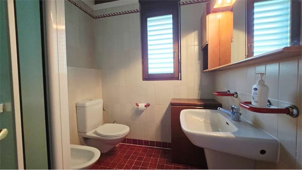 Villa di prestigio, privacy, giardino, possibilità piscina 11