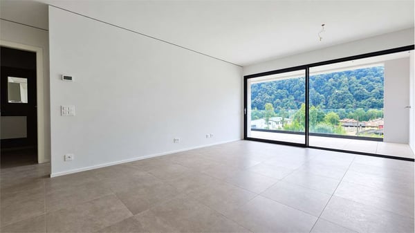 Moderno appartamento 2.5 locali con terrazza nella Residenza Due Laghi 4