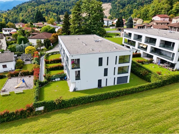 Moderno appartamento 3.5 locali con terrazza nella Residenza Due Laghi 12