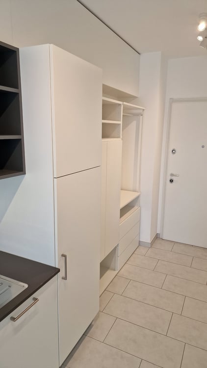 Moderno appartamento 2.5 locali con balcone e vista aperta 16