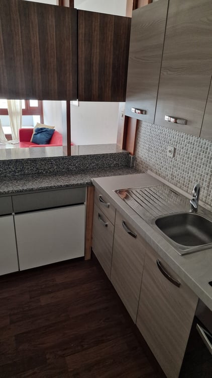 AFFITTASI Appartamento arredato di 1.5 locali a Lugano-Cassarate, posizione strategica 2