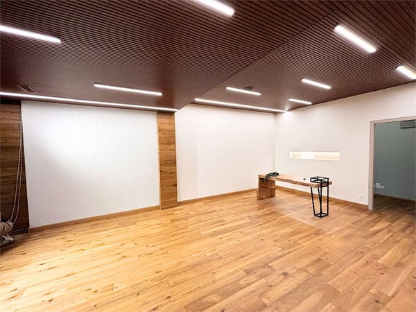 Negozio ristrutturato con rendimento del 5% 2