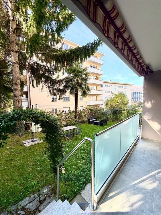 Eleganza, comfort e un giardino privato di 200 m² 2