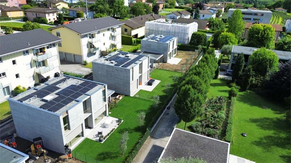 NUOVA ED AMPIA VILLA CON GIARDINO 2