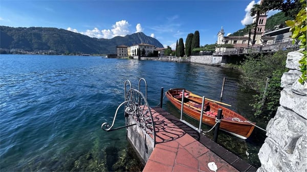 Il Tuo Gioiello Pieds-dans-l'eau a Bissone, Rarità con Darsena Privata 8