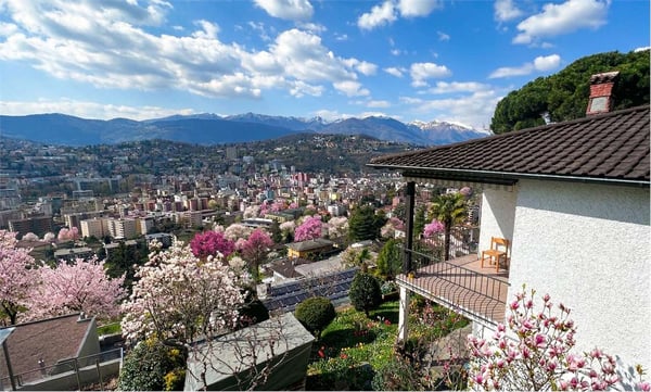 Esclusiva casa indipendente con vista lago e piscina 7