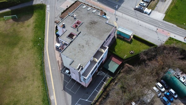 Immobile commerciale con funzione ristorativa e residenziale – Genestrerio 6