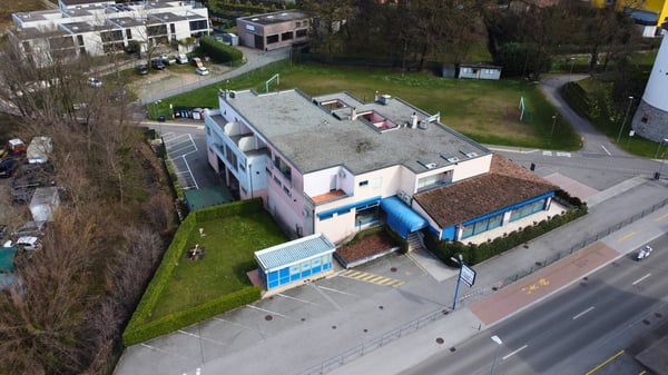 Immobile commerciale con funzione ristorativa e residenziale – Genestrerio 5