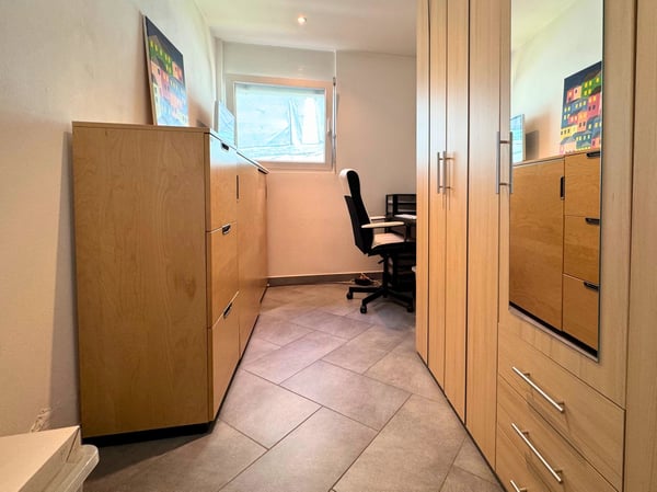 Terreno edificabile con casa unifamiliare e importanti indici di costruzione 12