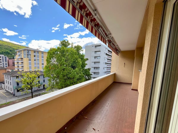 Affittasi luminoso 1.5 in centro Chiasso, in posizione strategica e ben servita 9