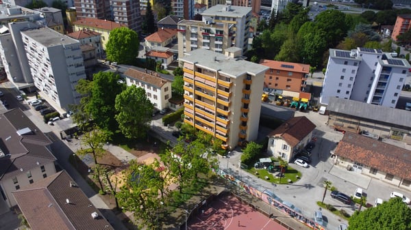 Affittasi luminoso 1.5 in centro Chiasso, in posizione strategica e ben servita 2