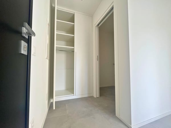 Moderno attico 2.5 con vista panoramica a Balerna 11