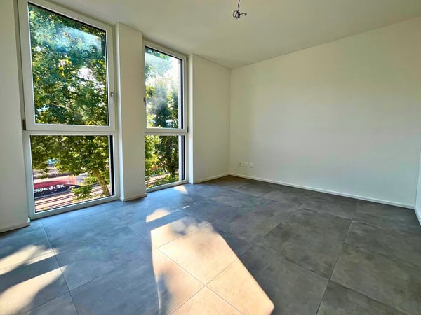 Moderno attico 2.5 con vista panoramica a Balerna 13