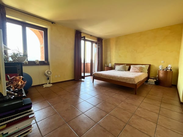 Incantevole Villa a Vacallo – 5.5 nel verde con vista panoramica 9
