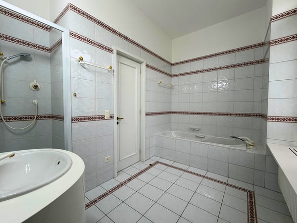 Residenza Bristol | Ampio 3.5 locali con splendida vista lago 17