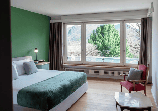 Bilocale arredato con balcone panoramico – Agra, Collina d’Oro 4