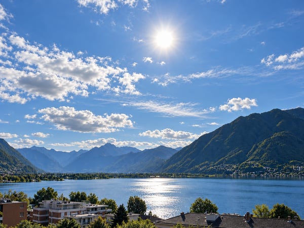 Esclusivi attici di nuova costruzione con grande terrazza e vista lago 4