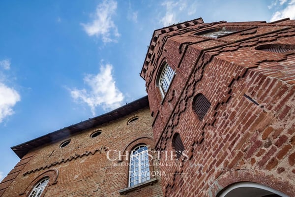 Boutique-Hotel zum Kauf in Oviglio, Provinz Alessandria 9