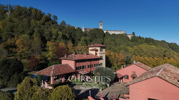 Azienda vinicola con vigneti e casa di campagna nel Monferrato - Serralunga di Crea 1
