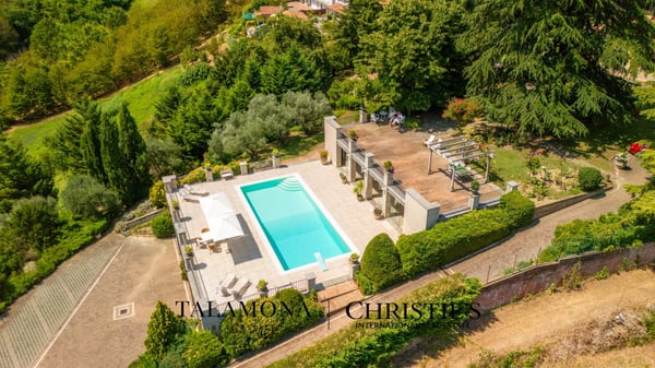 VILLA DUSIO - CHARMANTER WOHNSITZ IN DEN HÜGELN DER LANGHE 4