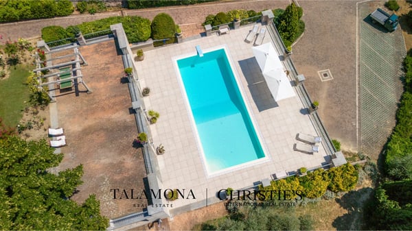 VILLA DUSIO - CHARMANTER WOHNSITZ IN DEN HÜGELN DER LANGHE 8