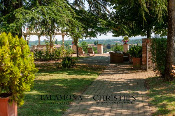 VILLA DUSIO - CHARMANTER WOHNSITZ IN DEN HÜGELN DER LANGHE 10