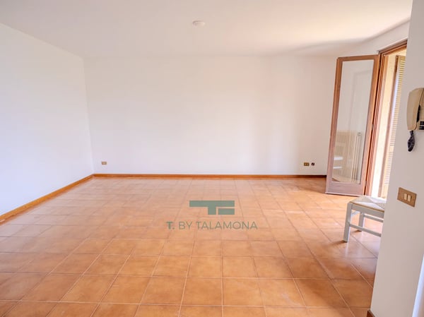 Studio-Apartment mit Privatgarten und herrlichem Seeblick in Cerro di Laveno Mombello 9