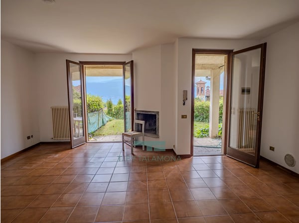 Studio-Apartment mit Privatgarten und herrlichem Seeblick in Cerro di Laveno Mombello 10