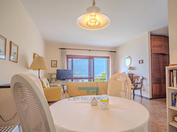 Wohnung mit Panoramablick in der Wohnanlage Valle del Gaggiolo 8