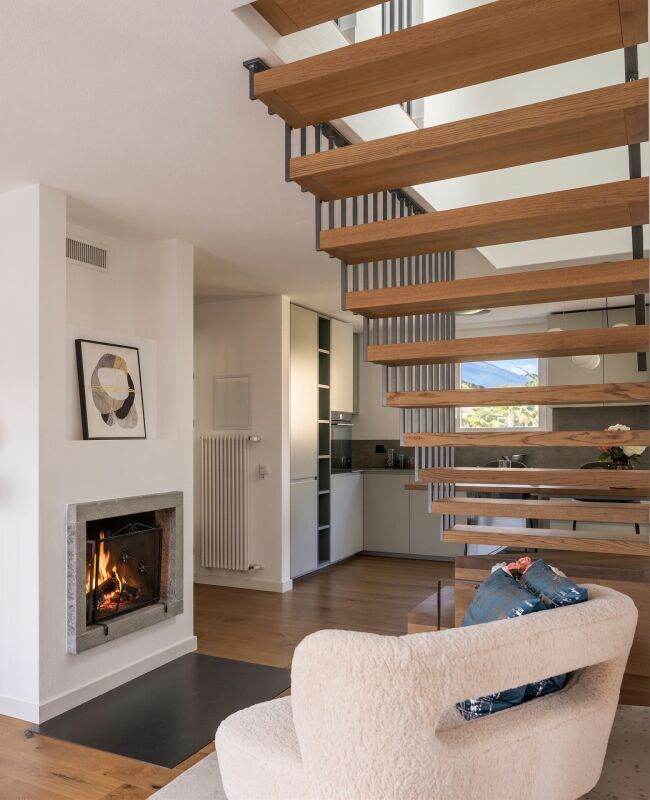 ASCONA - Elegante Maisonette mit Cheminée & sonnigen Terrassen - nur 6 Einheiten | Duplex elegante con camino e terrazze soleggiate - solo 6 unità