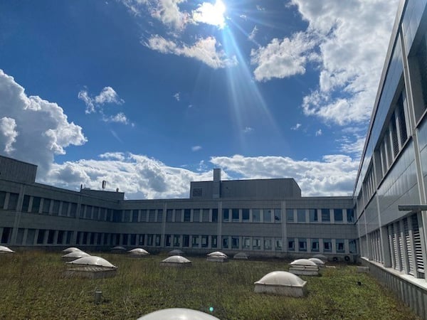 Frisch ans Werk in Reinach – ausgebaute 1020 m² Laborfläche im Sternenhof 1