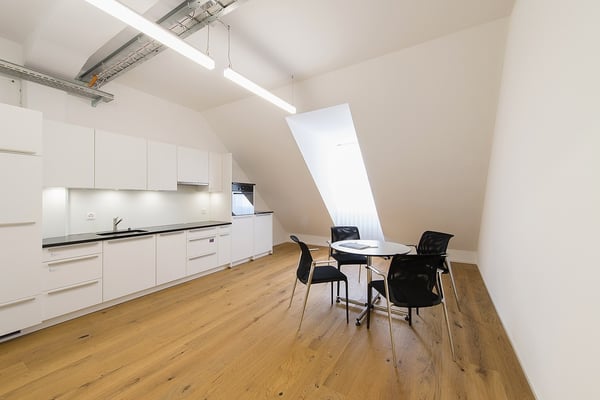 Diverse Büroflächen zwischen 7 - 100 m² im zentralen USEGO-Areal 3