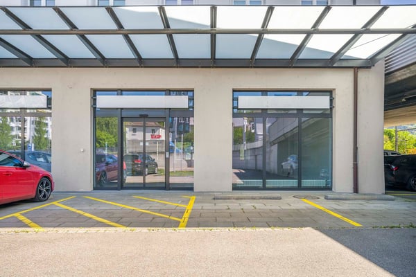 279 m² Gewerbe/Ladenflächen im Erdgeschoss an bester Lage 2