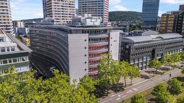 Ein Stockwerk für Ihr Unternehmen  – 1830 m² an in Zürich Nord 1