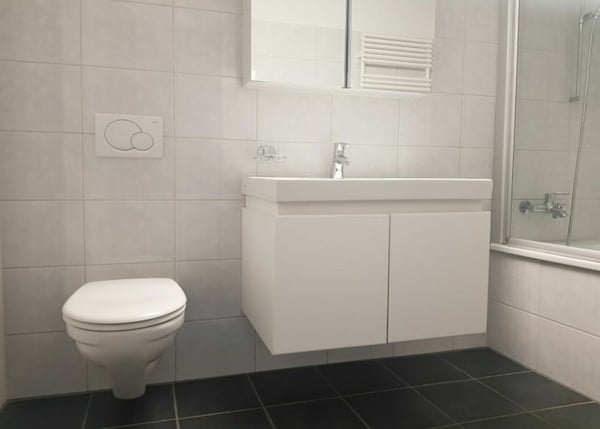 Attraktive Wohnung mit Echtholzparkett und grossem Balkon 8