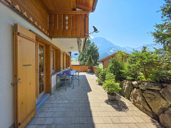 WOHNHAUS MIT ZWEI EINHEITEN 15