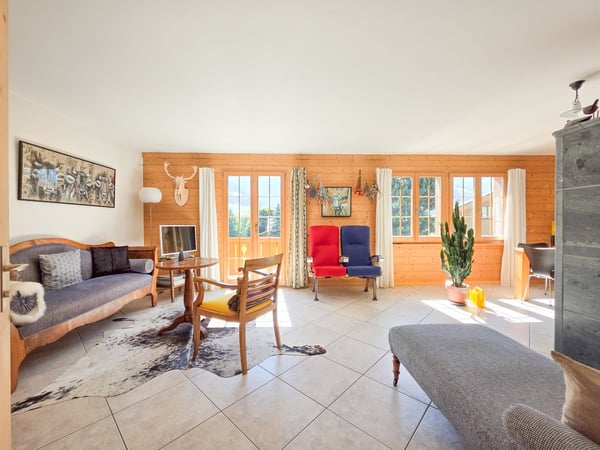 WOHNHAUS MIT ZWEI EINHEITEN 6