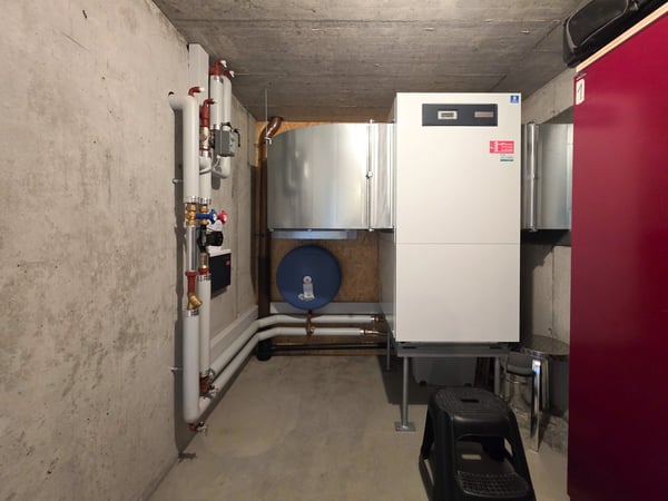 WOHNHAUS MIT ZWEI EINHEITEN 28