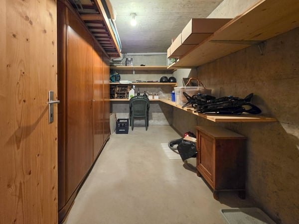 WOHNHAUS MIT ZWEI EINHEITEN 29