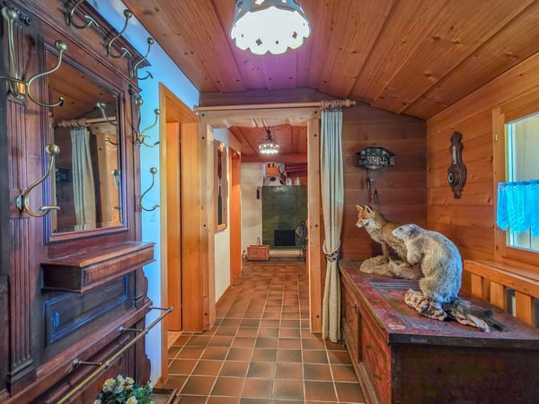 Chalet mit Einliegerwohnung 3