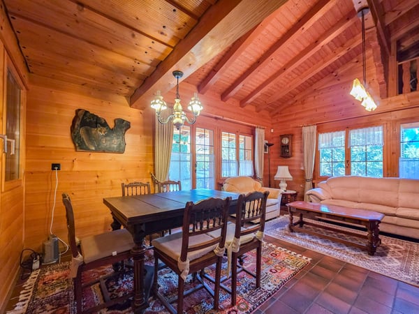 Chalet mit Einliegerwohnung 7
