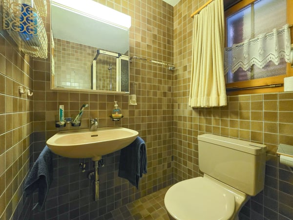 Chalet mit Einliegerwohnung 34