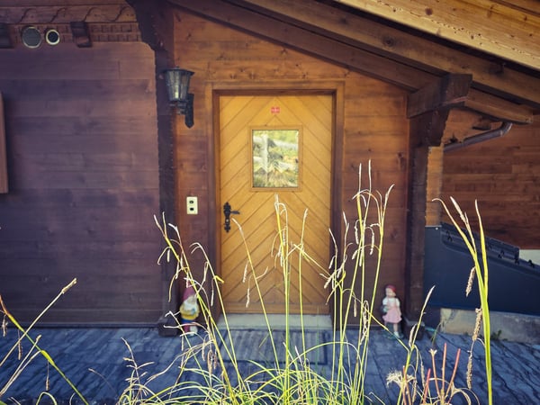 Chalet mit Einliegerwohnung 2