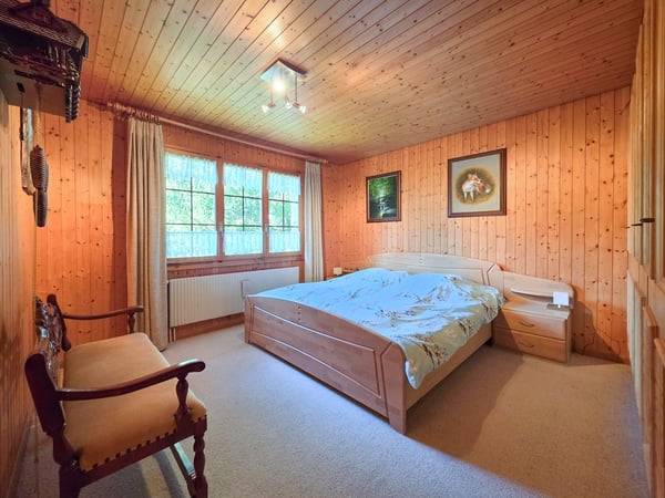 Chalet mit Einliegerwohnung 14