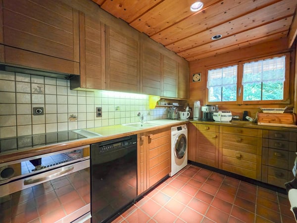 Chalet mit Einliegerwohnung 13