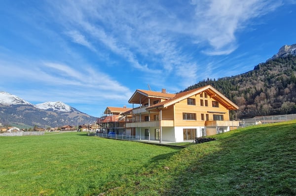 Moderne 1.5-Zimmer-Wohnung mit Balkon und schöner Aussicht in Kandergrund 20